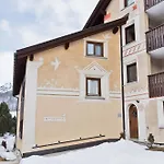 Apartment Chesa Dmuretta - Madulain
